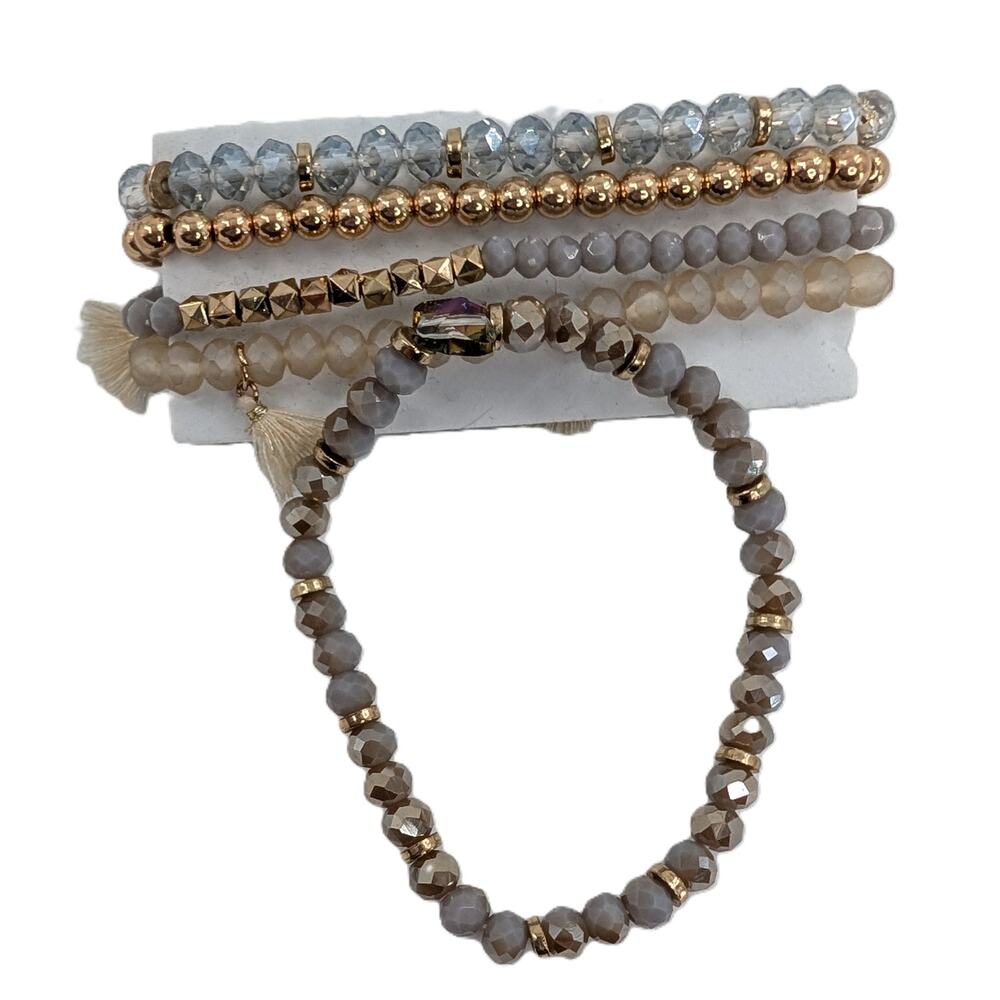 Posh Tech Rose Gold Apple Watch Band And Stackable Beaded Bracelets Set - Picture 3 of 7